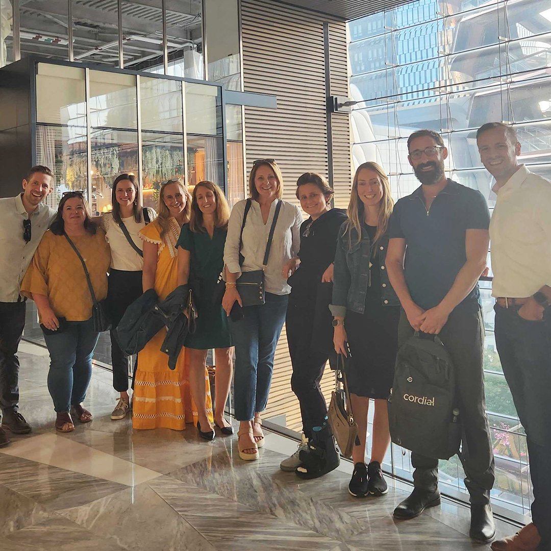 cordialinc's tweet image. We recently got together with our client advisory board members in NYC for two fun days filled with happy hours, meeting sessions, the Solana Spaces immersive web3 retail experience, and a delicious dinner at Naked Tomato. #becordial