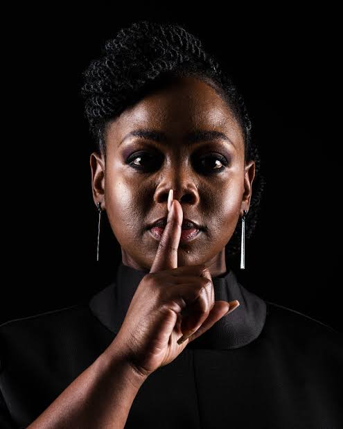 thendo_v's tweet photo. How sure are we as a country that she's still just acting? 

Coz wow 🔥🔥🔥 #etvScandal https://t.co/Rsb7eCNqbj