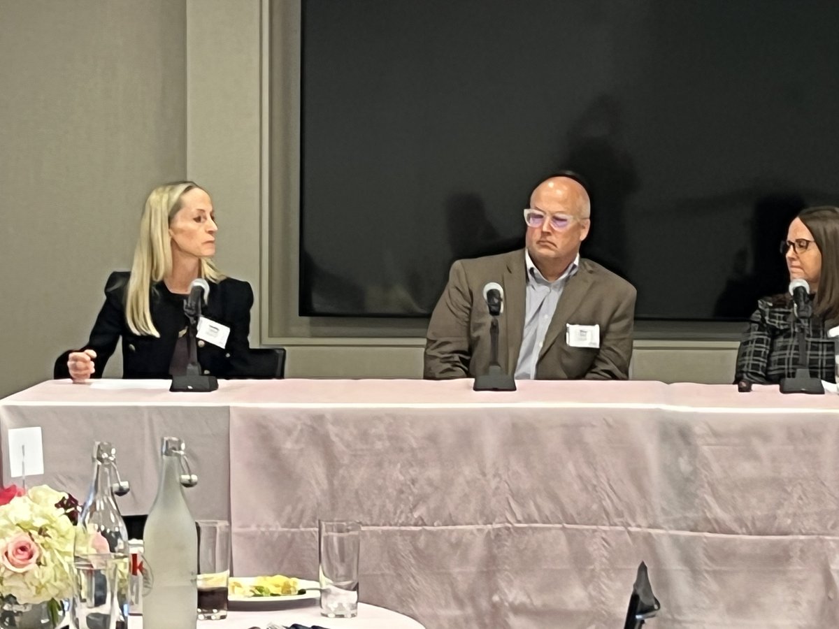 Advancing Women in Aviation Roundtable (@awar_org) on Twitter photo <a href="/AWAR_Org/">Advancing Women in Aviation Roundtable</a> hosted a Legal Luncheon hosted by @CliffordChnce in NYC and moderated by @EmilyWicker to talk about the business case for #inclusion. #WomeninAviation #genderequality #DiversityandInclusion <a href="/AWAR_Org/">Advancing Women in Aviation Roundtable</a> hosted a Legal Luncheon hosted by @CliffordChnce in NYC and moderated by @EmilyWicker to talk about the business case for #inclusion. #WomeninAviation #genderequality #DiversityandInclusion