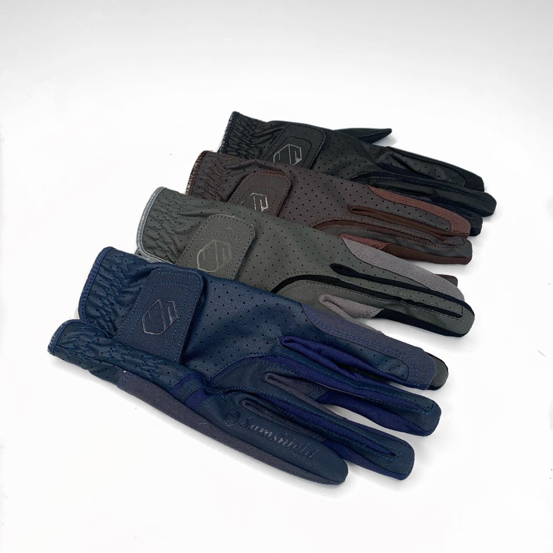 equikro_'s tweet photo. Every equestrian's essential ✨ Meet  🤝  the V-Skin Hunter glove by Samshield!

The perfect pair of riding gloves for everyday training and competition ➡️ only £25.99!

Choose from navy, grey, brown or black - available in sizes 6 - 9 on our website now. https://t.co/H1oEDEMie4 https://t.co/ju0mo0Ka4H