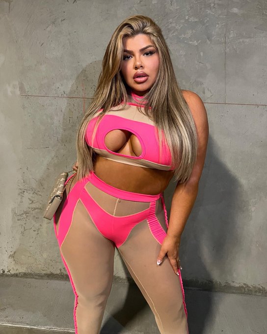 Pink Wednesday&rsquo;s 💕 https://t.co/zvd6ig2vyo