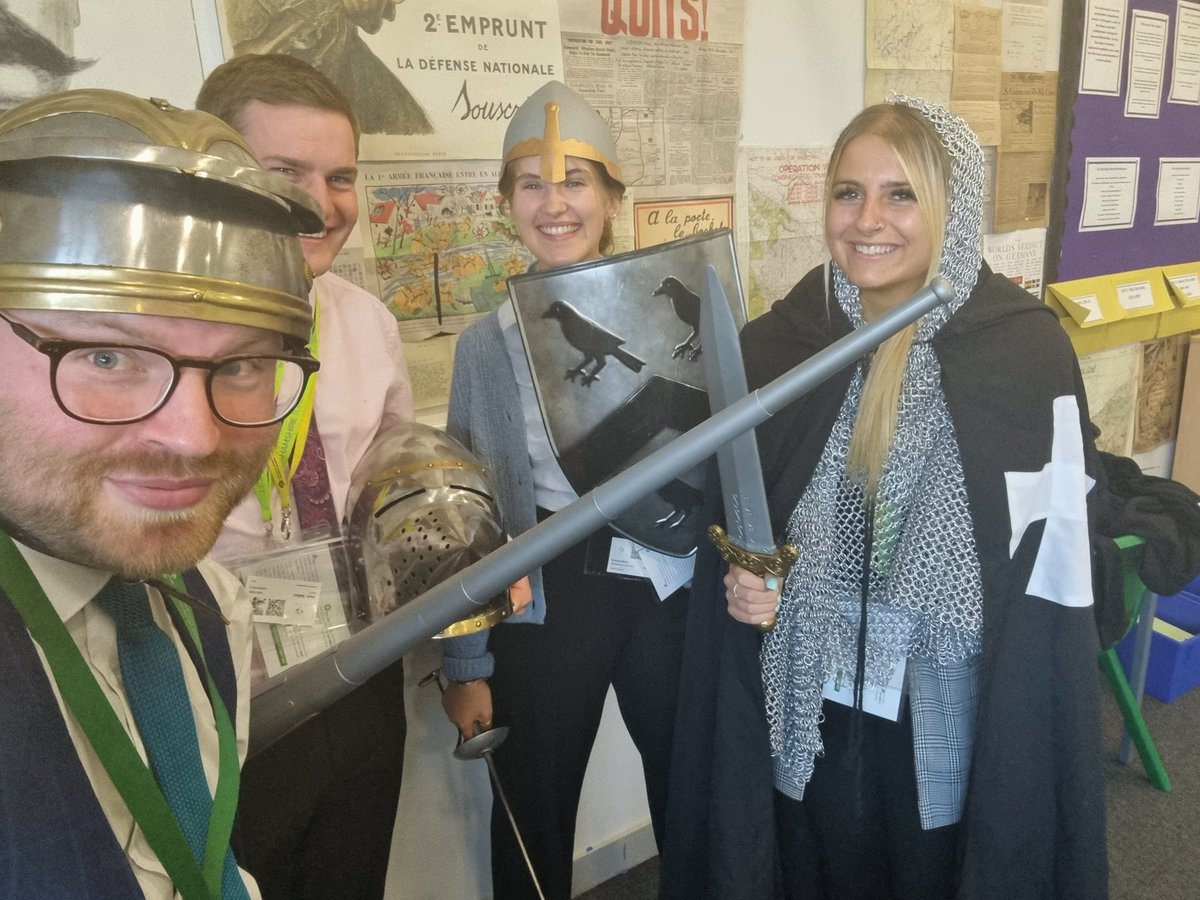 DTownsendHist's tweet photo. Looking forward to welcoming back the @TorchSCITT History trainees to @OfficialNUSA for our third subject day based on Formative assessment, modelling and scaffolding. @dylanwiliam would be proud! #TopHistorians #AFL #HistoryIsForEveryone https://t.co/ruHN5B70DW