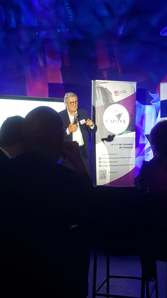 EsterTechnopole's tweet photo. [EN DIRECT] 🔴 Intervention d’E.R. Lombertie, Président d’#ESTERTechnopole à la soirée de lancement de #capsul, le hub de #innovation de l’Université : nous serons aux côtés du monde industriel et des étudiants pour développer des passerelles entre eux 🚀

#entreprenariatetudiant https://t.co/1koWlhHeaq