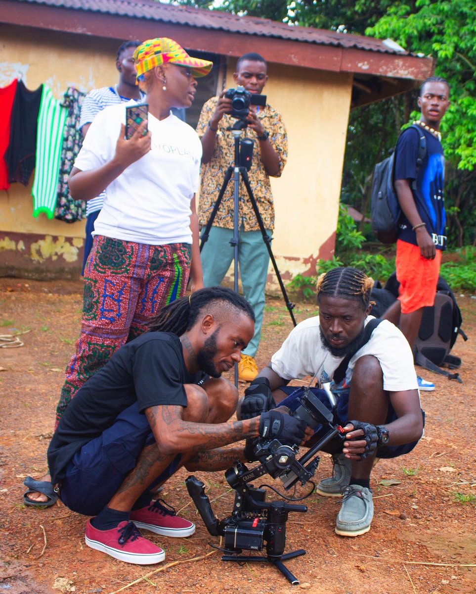 jackieruss_'s tweet photo. Two heads are always better than one.
My team is the best 🚀🌹
#bts #mmc #massivemediaconcepts #videoguys #videocrew https://t.co/aUmGX4Ekss
