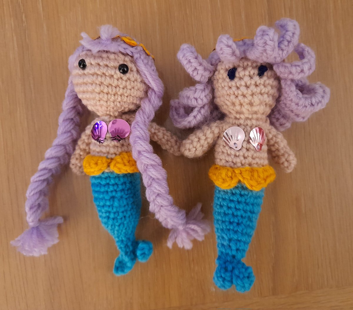 Love dark holiday evenings - making the most of them by creating some small world play figures for school. Can't wait to see the interactive play in P1-3 once these hit the tuff tray! #lovetoknit #smallworldplay