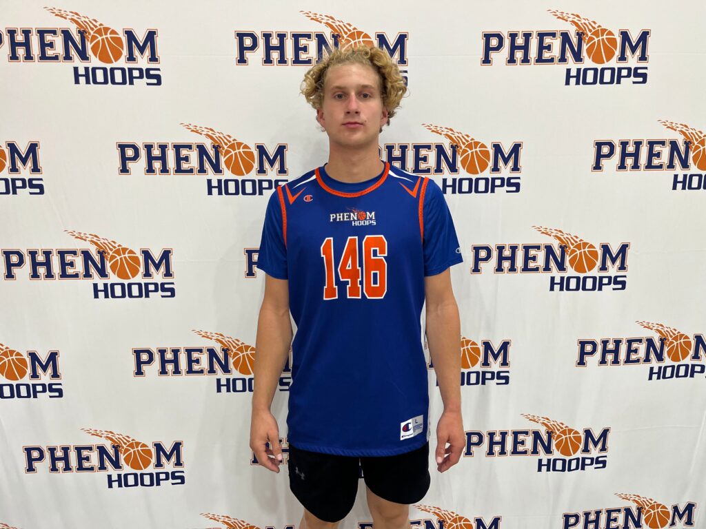 Phenom_Hoops's tweet photo. North Carolina Phenom 150 Camp Evaluations (Session II): Team 5 #PhenomHoops 

Grant Jacques
Chance Bosh
Travien Williams
Jonah Drye
Jacques Dalton
Jimmy Zimmerman
Brendan Bailey
John Gregory

Read: https://t.co/qvboMq0SwS https://t.co/YLdUK1oPSq