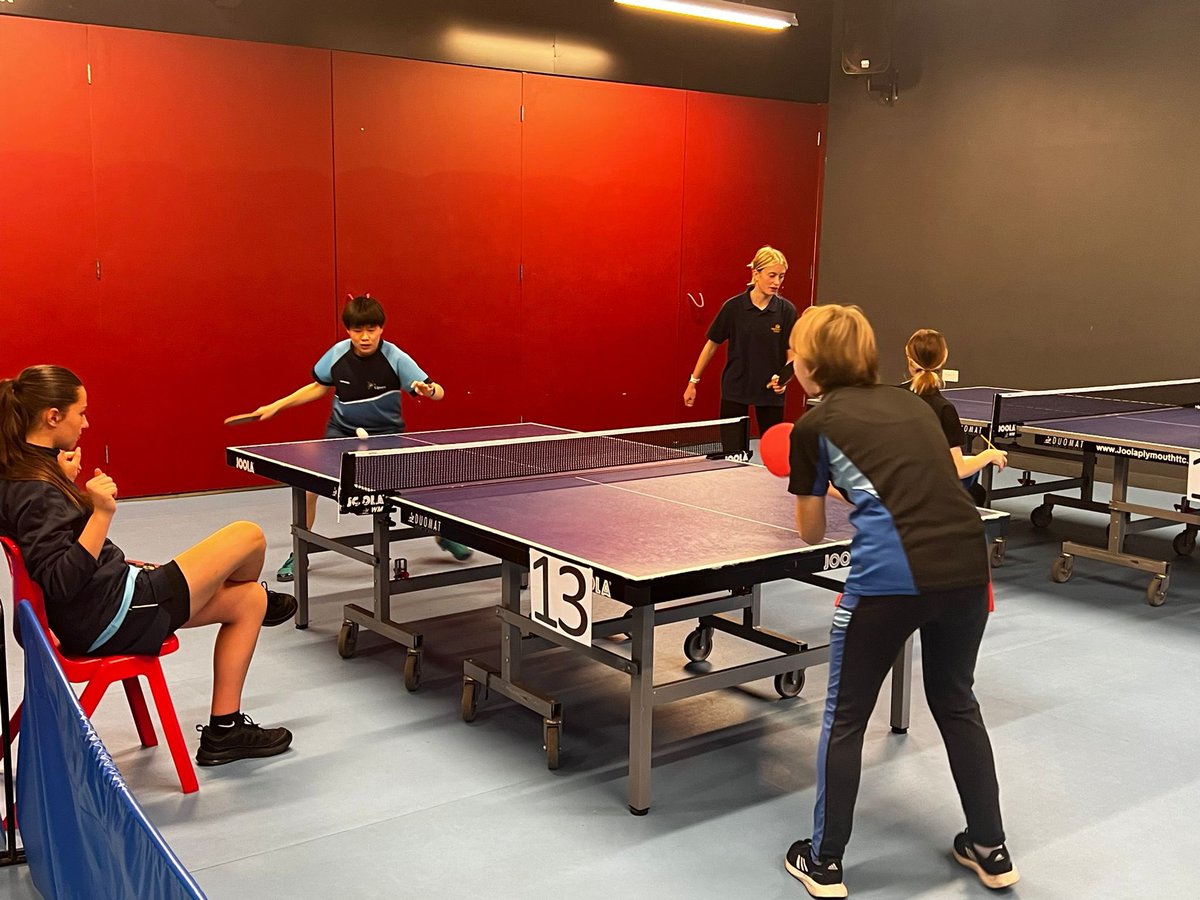 Lipson PE tweet media