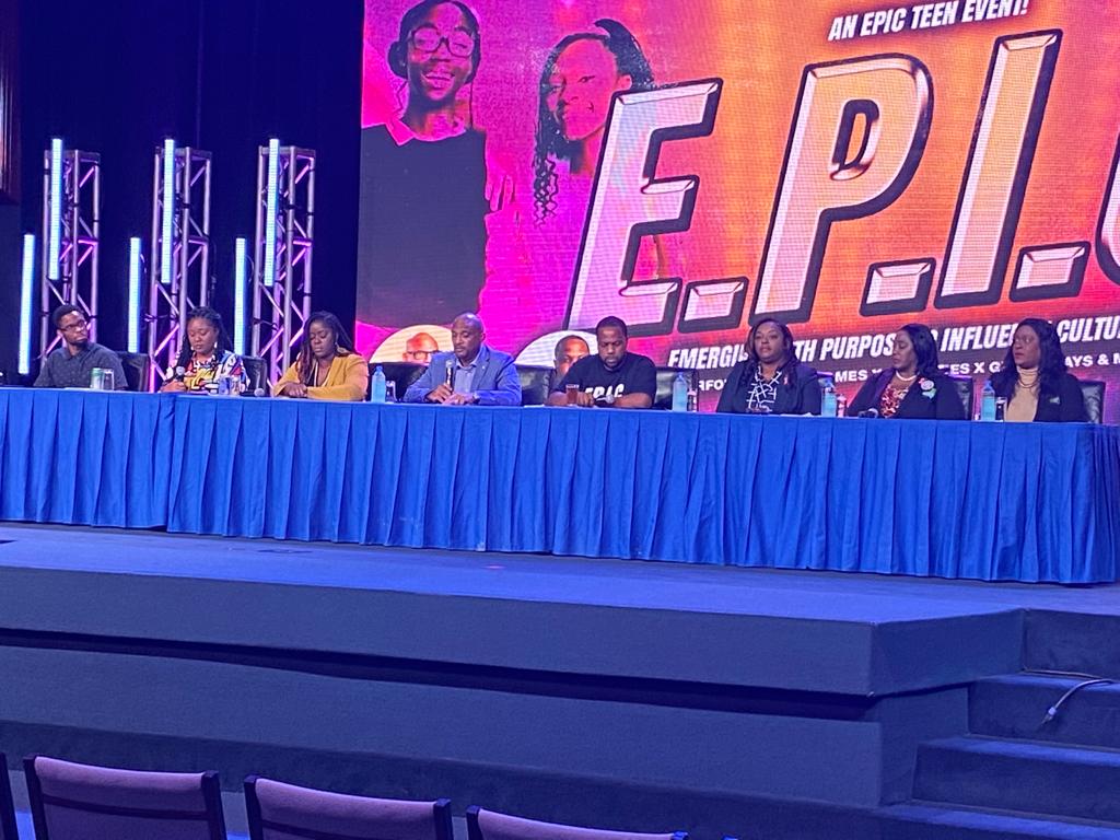 BrownEntGroup's tweet photo. BFMI, the Ministry of Youth and Urban Renewal come together to produce this teen event.  I have the privelege of marketing this inaugural leadership event to be held on Friday 6:30pm at BFM Myles E Munroe Diplomat Center. #epicevent #EpicTeenEvent #IAmEpic #BFM #BFMI #Bahamas https://t.co/g0cgmT9gtv