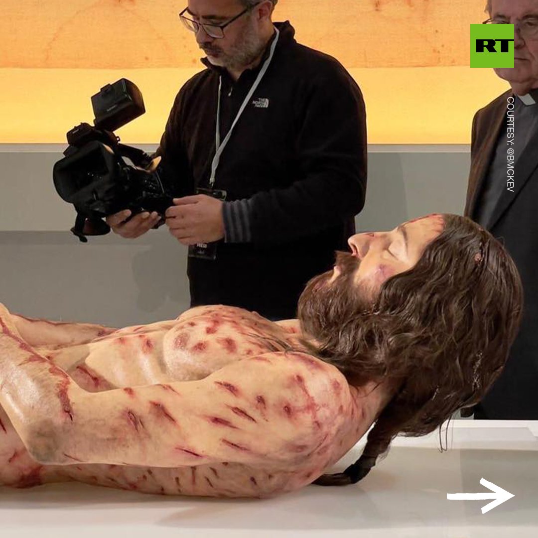 RT_com's tweet photo. An ultra-realistic model of Jesus Christ made from silicone, latex, and human hair has been put on display at Salamanca Cathedral in Spain. 

More: https://t.co/RPVTqM3oPP https://t.co/32hUTbDrLL