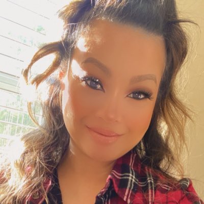 PhoebeeDarling's tweet photo. #NewProfilePic https://t.co/ZfXqeAlj0H