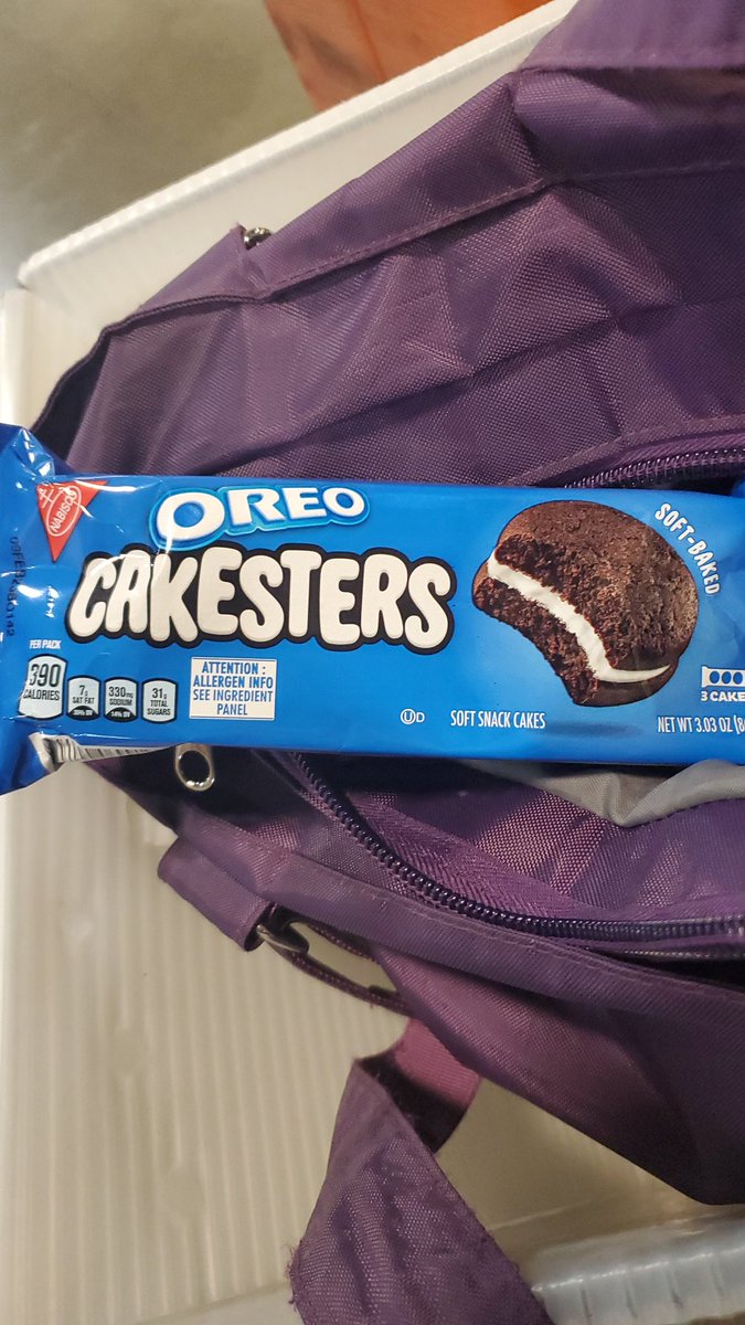 LadyDi1002's tweet photo. And just so you know...
#Cakester
#OreoCakester
#FirstTimer
#Oreo https://t.co/rtR9NuvhzX