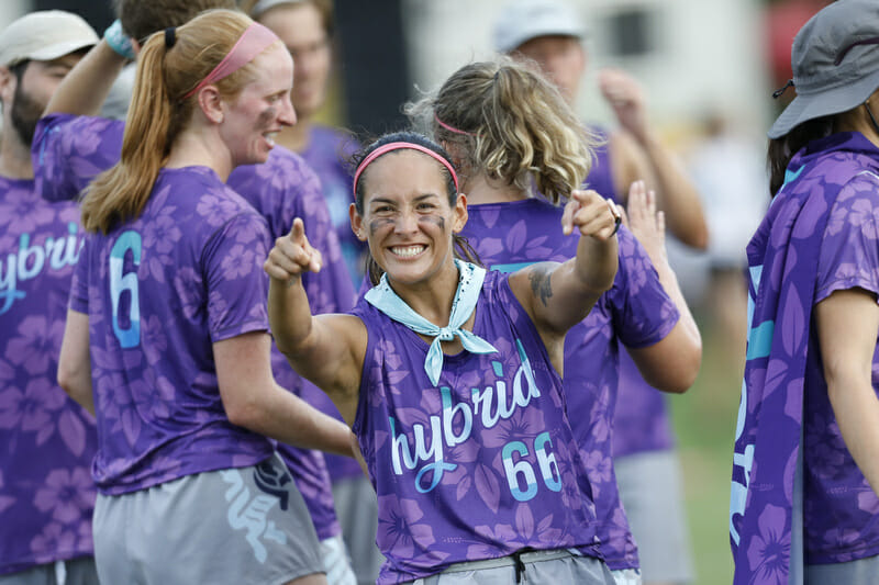 Ultiworld's tweet photo. National Championships 2022: Pool D Preview (Mixed) -> https://t.co/vjJoA6R7Cv [Pres. by @SpinUltimate | Photo: @UltiPhotos] https://t.co/jsaDwjMPpu