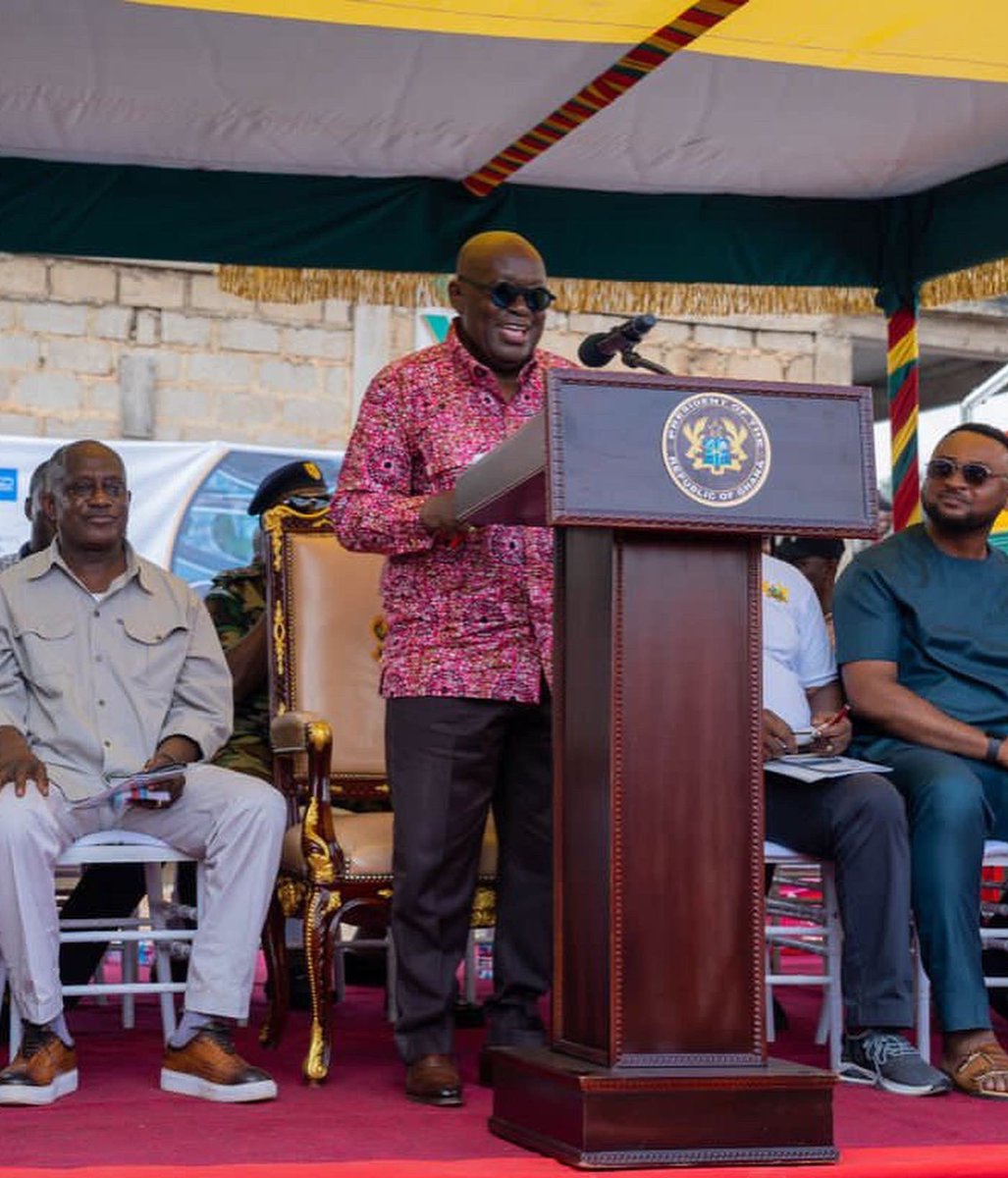 NAkufoAddo's tweet photo. On Tuesday, 18/10/22, I cut the sod for the commencement of construction of a 4-tier interchange at Suame, in fulfillment of a pledge I made during my tour of the Ashanti Region last year. The Interchange will be the first 4-tier interchange in the Ashanti Region. https://t.co/XTQSK9TSTt