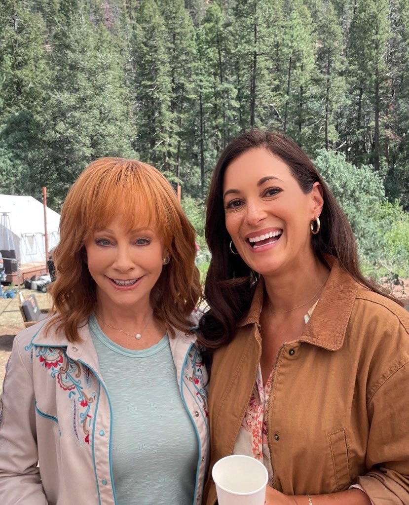 All new <a href="/BigSkyABC/">Big Sky</a> tonite!! Carla goes camping!! Yes <a href="/reba/">Reba McEntire</a> is the best most lovely, pinch me!!! 🏕️♥️🙏🏽💫🙌🏽 watch live on <a href="/ABCNetwork/">ABC</a> &amp; stream@on <a href="/hulu/">Hulu</a> #BigSky