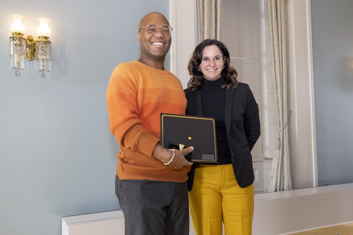 UI_CommStudies's tweet photo. The Department of Communication Studies congratulates Dr. Alfred L. Martin Jr. on receiving the 2022-2024 Dean's Scholar Award for the College of Liberal Arts and Sciences! Bravo! #uiowaclas https://t.co/z04atLmoic