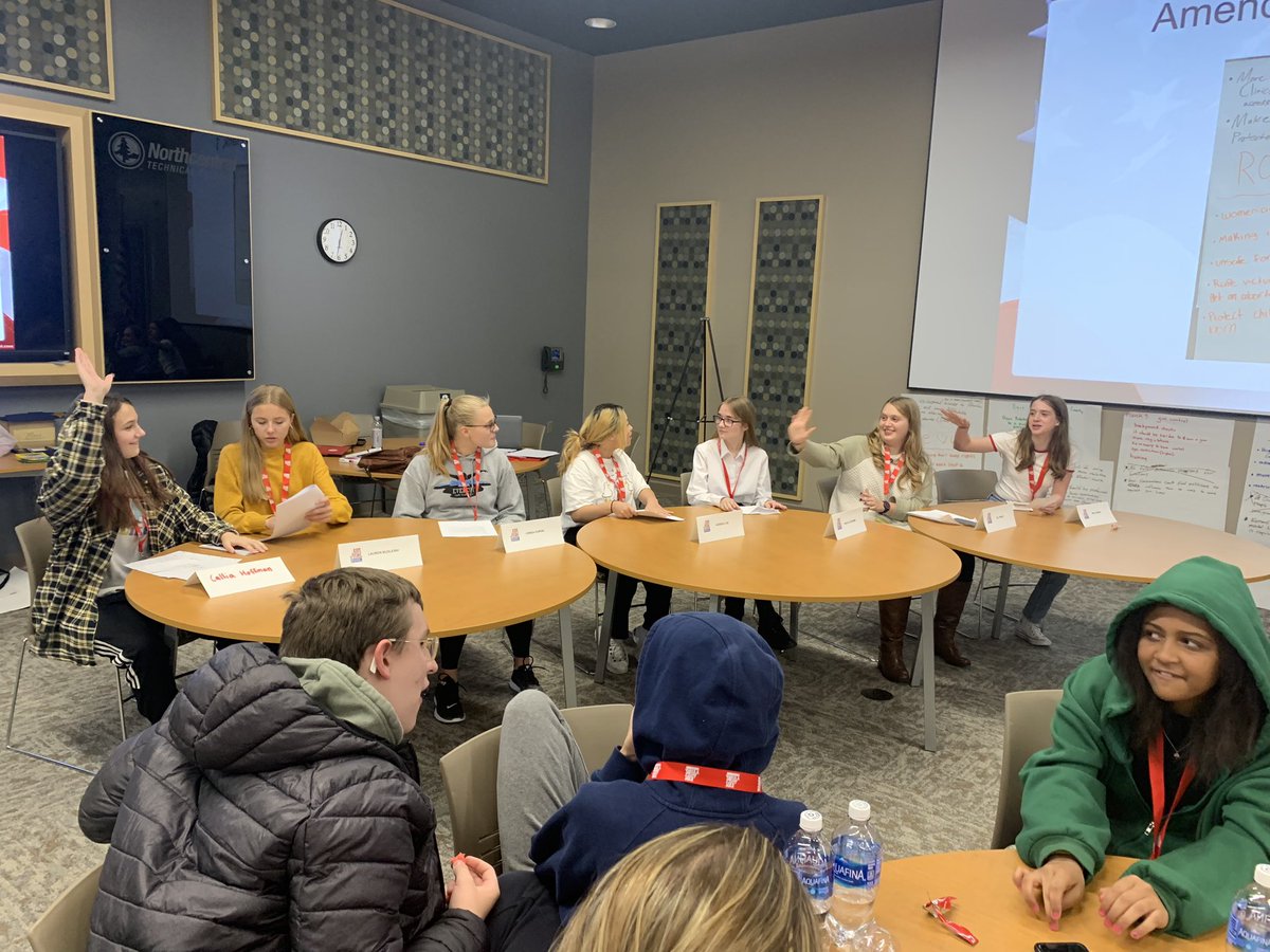 ms_long08's tweet image. Governors debates have been great! Soon the roll call vote to determine the winners will occur! @KVUSA_WIMC #everstpride #adventureday22