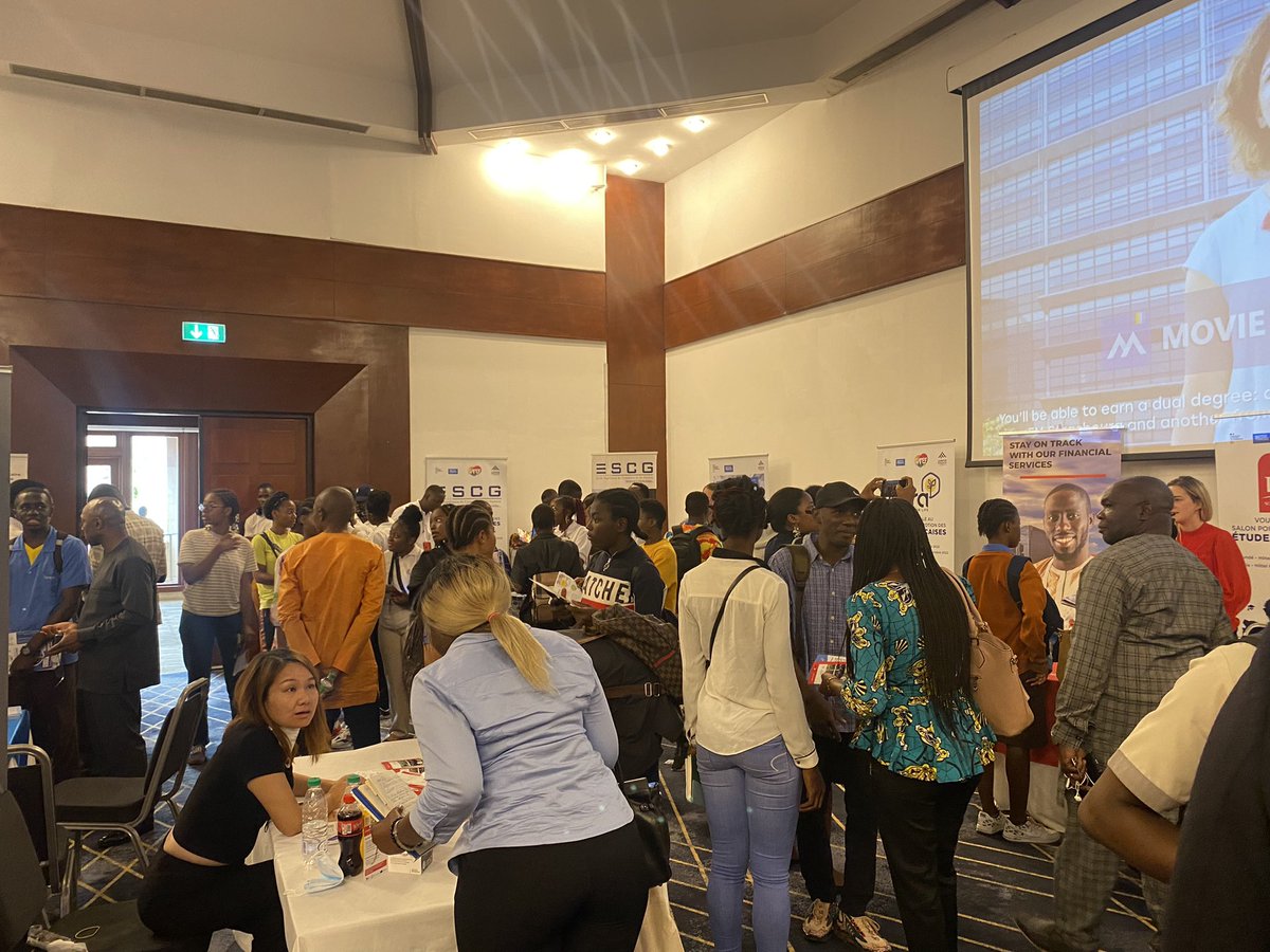 CampusFranceCam's tweet photo. SAPEF 2022: Première étape terminée ! 

Retrouvez-nous du 21-22 Octobre 2022 au Krystal Palace Douala et à l’Institut Français du Cameroun , pour la seconde étape .
#SAPEF_2022
#CooperationFranceCamer
#CampusFranceCameroun
#InstitutFrançaisduCameroun
#AmbassadeDeFranceAuCameroun https://t.co/3AxpYHuXPs