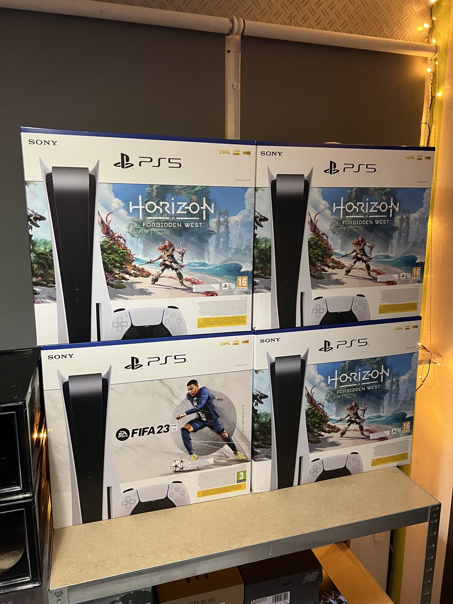 Thanks! <a href="/Sneakergraaiers/">Sneakergraaiers</a>