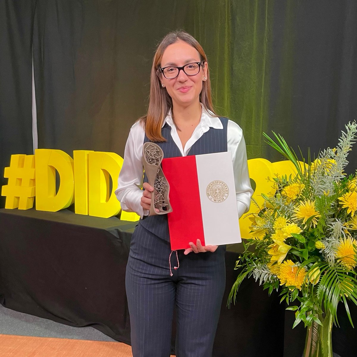 Herzliche Gratulation Shqiponja Ahmetaj von der TU Wien zum Hedy Lamarr Preis der <a href="/Stadt_Wien/">Stadt Wien</a> 2022! Wir wünschen viel Erfolg für die weitere Forschung im Bereich „Werkzeuge und Methoden für intelligentes Datenmanagement“.