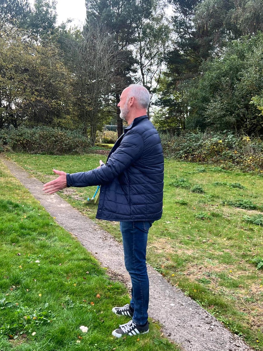 Day 1 of our challenge to produce a conference/ performance of my play ALein EXpress to explore SLCN - two days to performance! Young people worked well with characterisation
<a href="/SpectrumWasp/">Spectrum WASP</a> <a href="/LadyLowe/">Rob Lowe</a> #SLCN #Autism #madeinmansfield <a href="/BBCNottingham/">BBC Nottingham</a> <a href="/Mansfield1032/">Mansfield 103.2</a> 
PM me for details