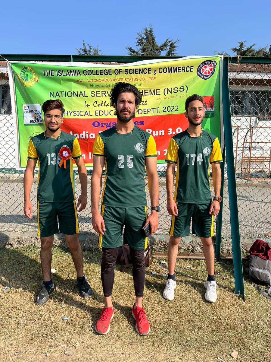 nss_icsc's tweet photo. Under the Umbrella of ongoing FIT INDIA FREEDOM RUN 3.0,today NSS UNITS of organised 2000 metre Run for Boys of the clg.Around 80 boys participated in the event. Suhail Nisar Shah, Momin Wani &amp; Haseeb Maqbool were adjudged for 1st,2nd &amp;3rd Position respectively. https://t.co/cUqdm5l1ay
