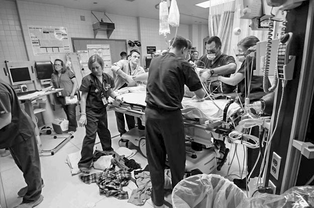 CDEM_SAEM's tweet photo. Thinking of a career in #EM? Concerned about the future of #EMmatch and the field?
Here's why we love EM. We take care of anyone, anywhere, any time.
What say you?
@EMSwami @srrezaie @reverendofdoubt @MikeGisondi @KurteL10 @amalmattu @meganranney
#MS1 #MS2 #medicalstudent https://t.co/urjHbSKCzK