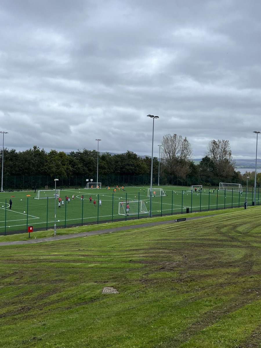 ar26charity's tweet photo. Brilliant turn out today for our camps in Inverclyde!!

Well done to all the participants that took part⚽️🤝🏻

Thank you Inverclyde!!

#octobercamp #footballforall #footballfun https://t.co/YTsqp3x7ua