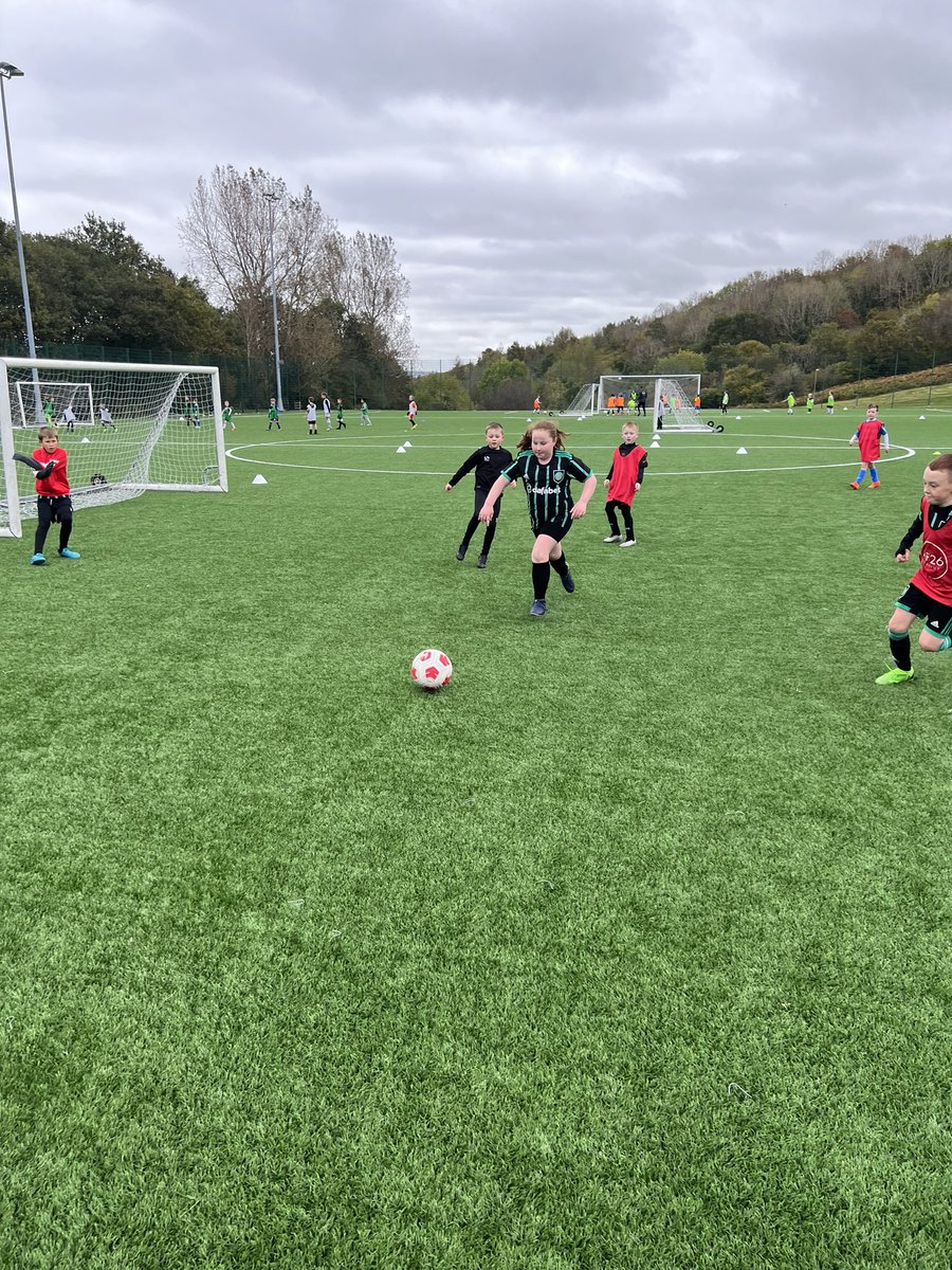 ar26charity's tweet photo. Brilliant turn out today for our camps in Inverclyde!!

Well done to all the participants that took part⚽️🤝🏻

Thank you Inverclyde!!

#octobercamp #footballforall #footballfun https://t.co/YTsqp3x7ua