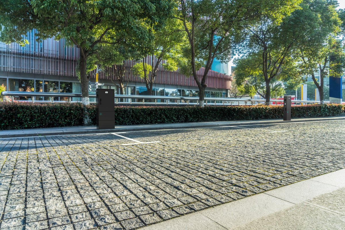 Ein guter Tag für #Elektromobilität. Mehr Tempo beim Ausbau von #Ladeinfrastruktur. Heute wurde der #Masterplan Ladeinfrastruktur im #Bundeskabinett beschlossen.#Deutschland #Ladestationen #eMobility #Hardware <a href="/Wissing/">Volker Wissing</a> bit.ly/3eH1e3w