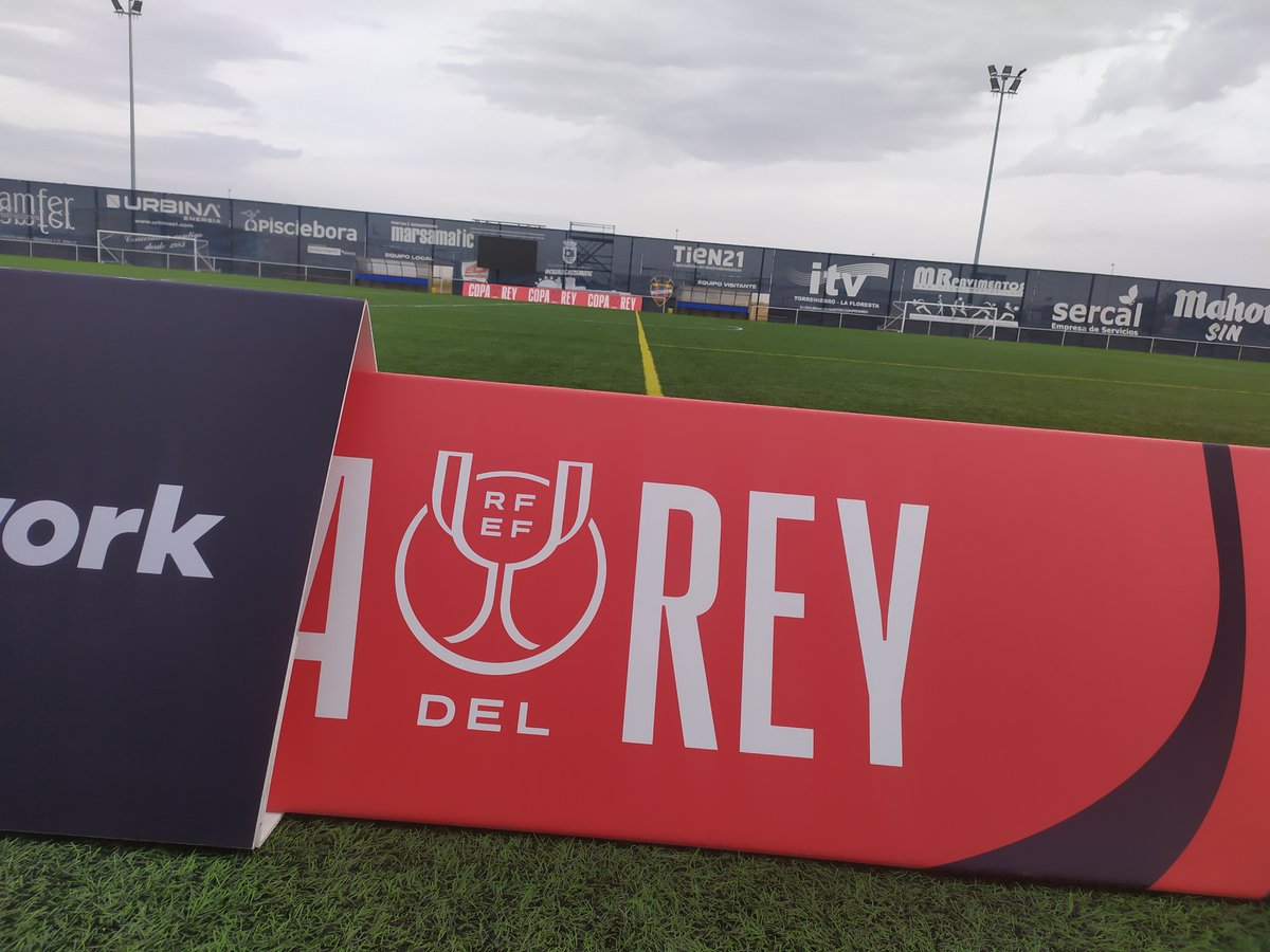 cdcazalegaseb's tweet photo. 👌🏻Todo preparado...
🏟️ En la Ciudad Deportiva Ebora Formación...
👃🏻 🏆 Ya huele a Copa del Rey...
#lacopamola
#thinkinorange https://t.co/D1RDeerjqk