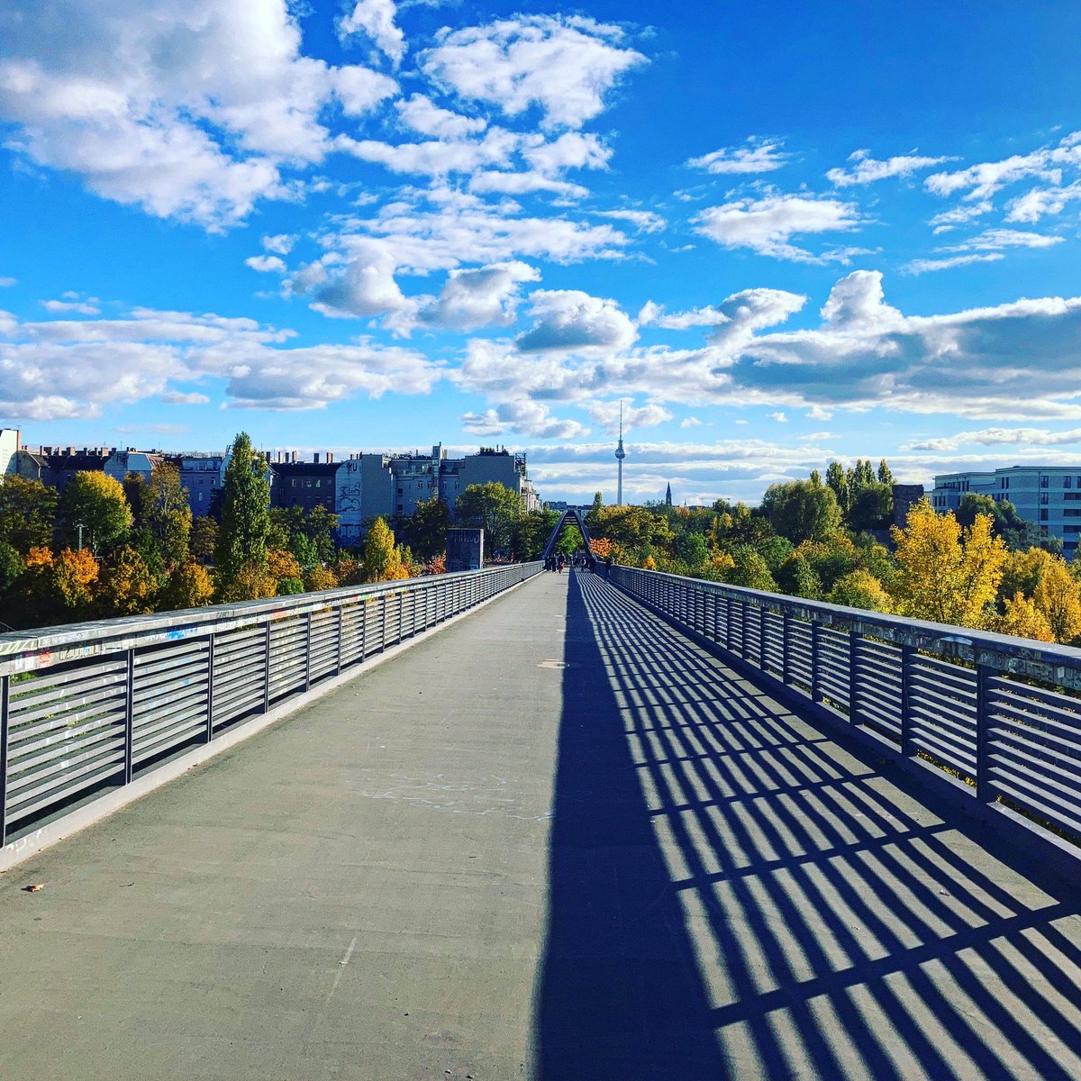 slowberlin's tweet photo. Never get bored of this view #berlin #runningberlin https://t.co/w13hQFRWjY