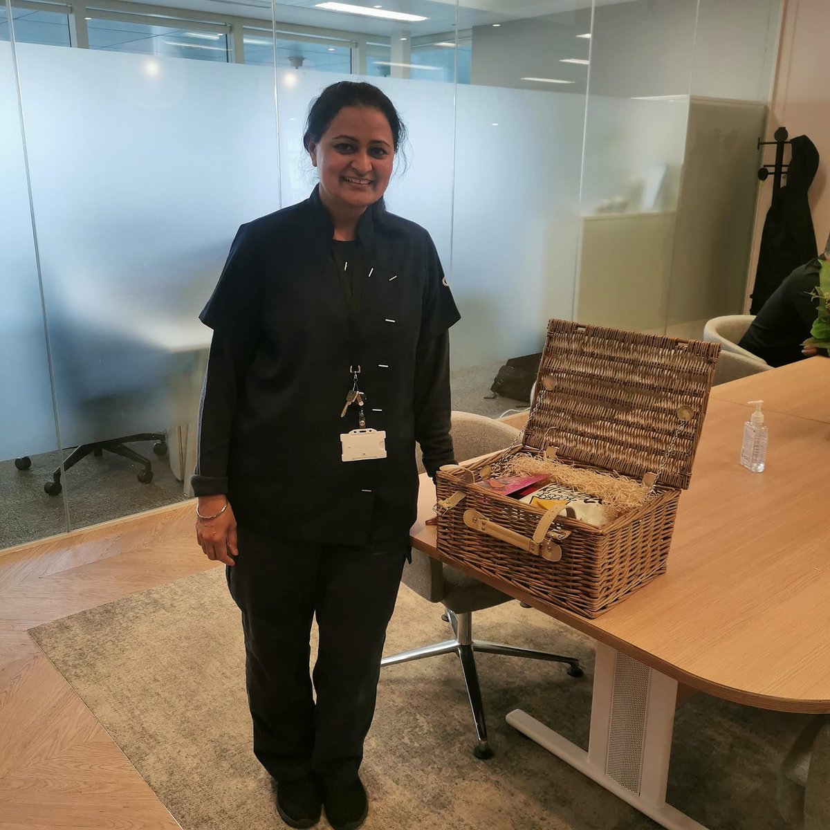 Elementa_UK's tweet photo. Often cleaners are the unsung heroes of the flexible workspace industry, today is Thank Your Cleaner Day!
.
#productivity #health #appreciation #cheers #businesslondon #local #staff #employment #everyday #landmarkspace #igwork #instagood #greatjob #nicework #appreciationpost https://t.co/QzN8H6Ke7u