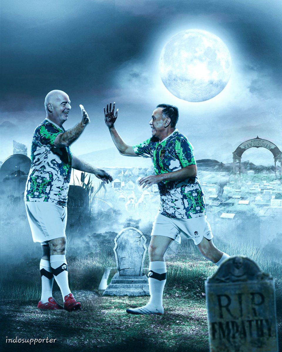 alyapedia's tweet photo. @fifamedia @FIFAcom @jokowi ...a few moments later https://t.co/IjUSXakOXZ