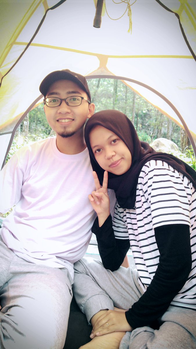 aprielanggra's tweet photo. Ma fav person (⁠>⁠▽⁠<⁠)⁠ﾉ https://t.co/rr2YT3fVr6