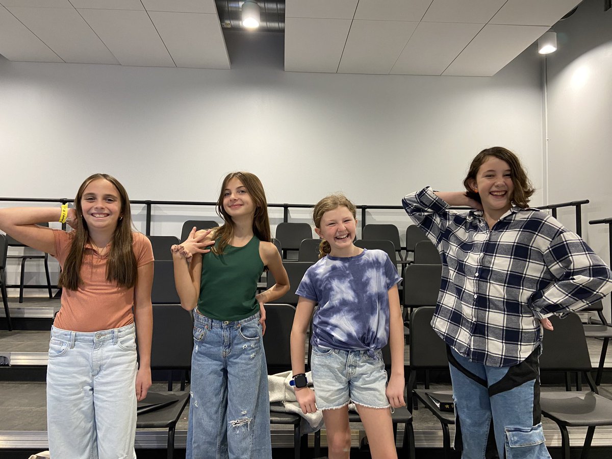 6th Grade Chorus singers having a great time in chorus lessons! 🎼🎶 #cantstopnsarts <a href="/NSArts1/">North Shore Fine & Performing Arts</a> <a href="/RyanWOHara/">Ryan O'Hara</a> <a href="/NSMSVikingsAP/">NMSBlazersAP</a> @NSMSBands <a href="/NSMS_Masquers/">North Shore MS Masquers</a> <a href="/NMasquers/">North Shore HS Masquers</a> <a href="/CatalanoChoirs/">David Catalano</a> <a href="/nshorehsband/">North Shore HS Band</a> <a href="/mikekleba/">Mike Kleba</a> <a href="/nshoredance/">North Shore Dance</a> <a href="/CarolASmyth/">Carol Ann Smyth</a> <a href="/drzublionis/">Chris Zublionis, Ed. D.</a> <a href="/k5MusicSCS/">Sea Cliff School Music</a> <a href="/GlenHead11545/">Glen Head</a> <a href="/MusicGlenwood/">Glenwood Landing School Music</a>