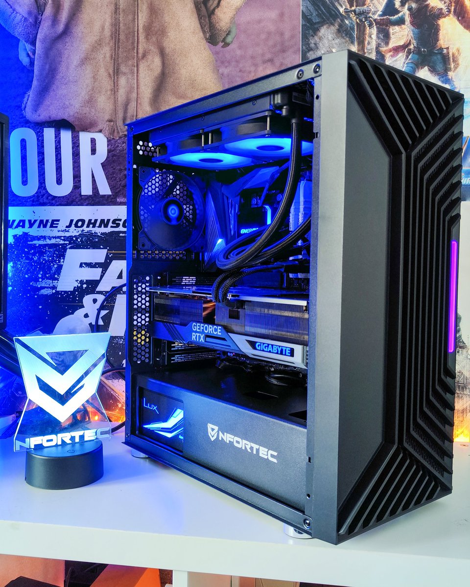 TecnicoReview's tweet photo. Que bonita queda una RTX 4090 dentro del Gabinete Nervia de Nfortec.
@Nfortec_ES
#riseyourgaming
#rtx4090
#soportegrafica
#pcgaming
#maximacalidad https://t.co/ZioHztFJS7