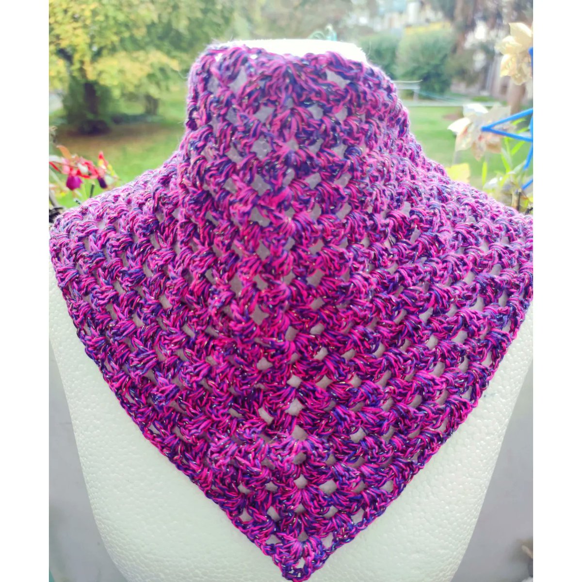 g_farbwelt's tweet photo. Heute mal etwas mit Glitzer 💖✨
#werbung #gefachtesgarn #farbverlaufsgarn #handarbeitsclub #handgemachtmitliebe #handgewickelt #neongarn #neonwolle #stricken #häkeln #ginaswolligefarbwelt #häkeltuch #dreieckstuch #grannysquarehäkeln #glitzergarn https://t.co/WtU1bBxDkI