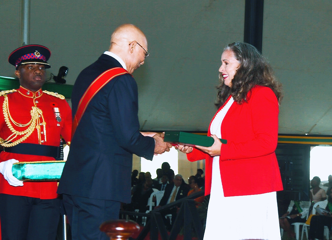 JMMBGroupJA's tweet photo. Photo highlights from the National Honours and Awards Ceremony 2022, where our beloved co-founder, Joan Duncan, was posthumously awarded the Order of Jamaica (OJ).
#JoanDuncan
#JMMB
#JMMBCares
#Bestinterestatheart https://t.co/9X1shcXV8X