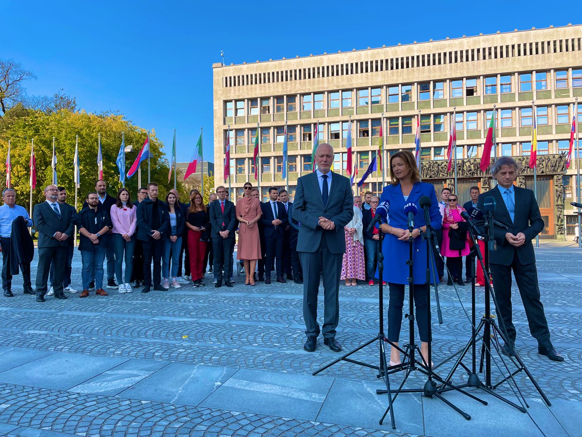 Tanja Fajon tweet media