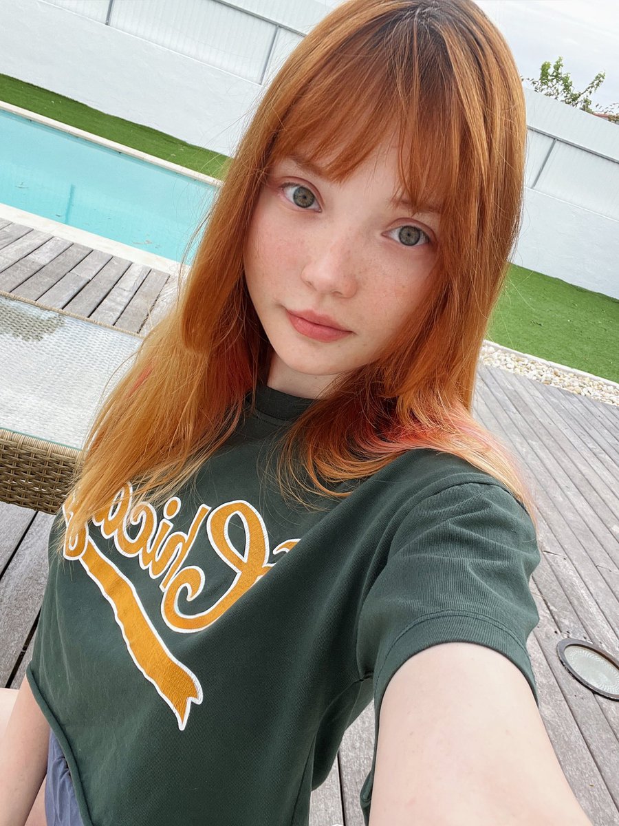 Makeup 💄
Yes or no? https://t.co/OuuzHFVUcu