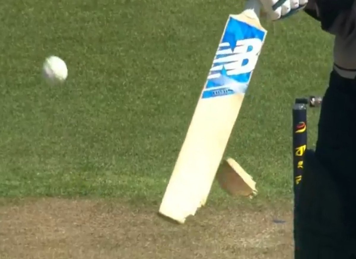 pak_stream's tweet photo. Name The Bowler?

#AskUrvashi
#PakvsAfg 
#PAKvsIND 
23r October
Ramiz Raja
Yorker
# https://t.co/shirAMCMOz