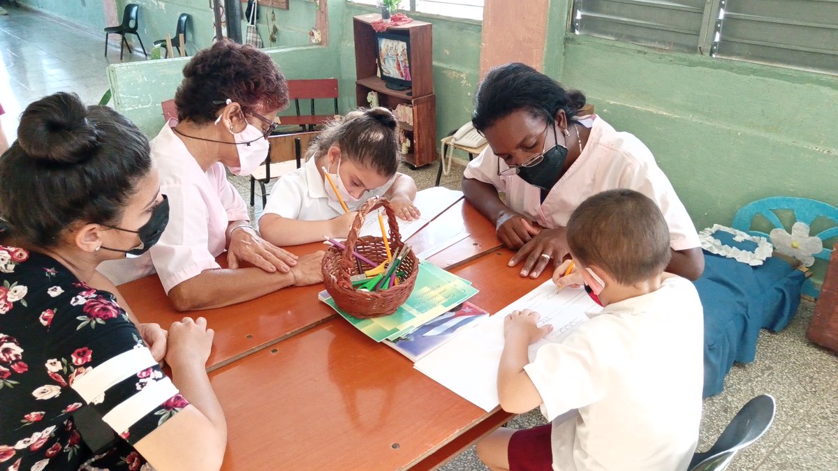 alegres_ci's tweet photo. Se continúa realizando el proceso de diagnóstico a 6to año de vida.
#EducaciónCaibarién
#CubaEduca
#EducaciónCaibarién https://t.co/k06qfguXhB