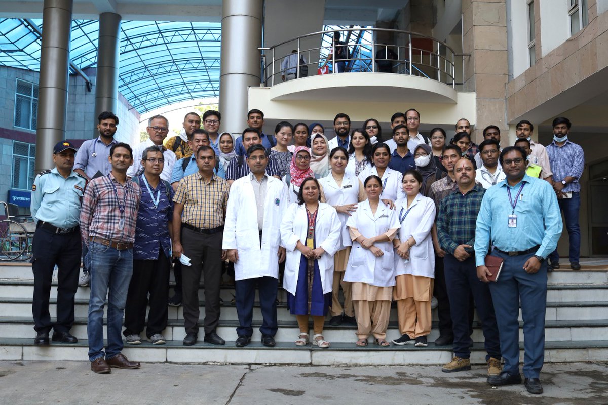UNDP_India's tweet photo. South-South Cooperation for a #HealthierTomorrow🩺.

@UNDP🇮🇳 &amp; @MoHFW_INDIA welcomed delegates from Indonesian🇮🇩 Health Ministry &amp; @UNDPIndonesia.

Site visits were organized in Delhi NCR to demonstrate #CoWIN &amp; #eVIN platforms, the backbone of India’s vaccination programmes. https://t.co/40HARodse0