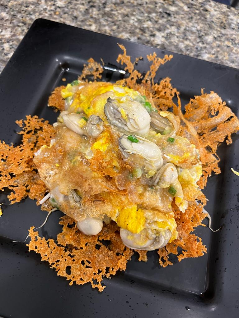teslamanaf's tweet photo. BANGKOK FOOD SERIES

Selama hampir sebulan kepo makanan terbaik di Bangkok "where locals eat", di bekali motor Mio sewaan. Gw dan istri keliling puluhan kilo perharinya

--A THREAD-- https://t.co/auAvCGOBUH