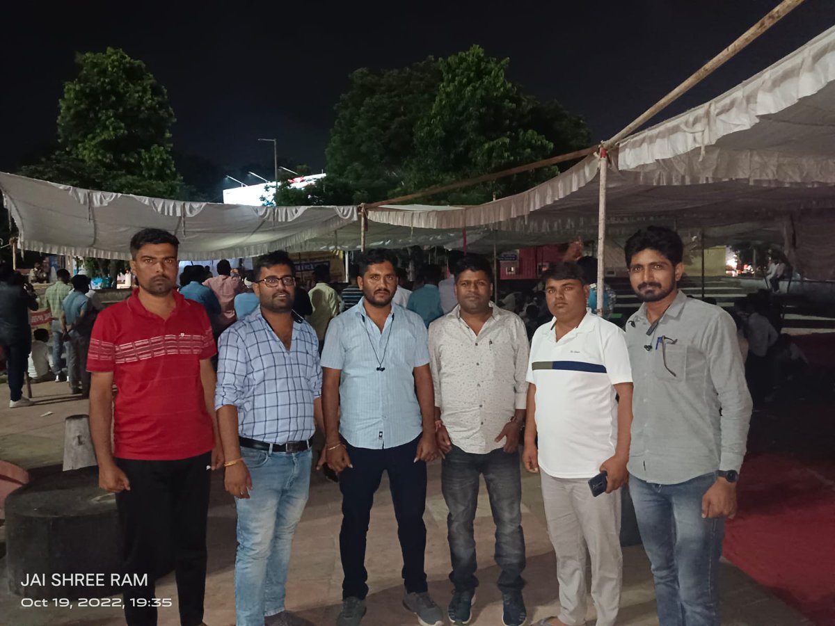 Surendra Jajra (@surendrajajra21) on Twitter photo तबादले नहीं होने से तृतीय श्रेणी शिक्षकों में निराशा, राजस्थान शिक्षक संघ युवा ने शहीद स्मारक पर दिया धरना, कई बार धरने प्रदर्शन के बावजूद भी नहीं हुए ट्रांसफर तो आमरण अनशन पर बैठे शिक्षक..
@jpbagariyawas23
<a href="/RajTeacherYuwa/">राजस्थान शिक्षक संघ (युवा) 🇮🇳</a> तबादले नहीं होने से तृतीय श्रेणी शिक्षकों में निराशा, राजस्थान शिक्षक संघ युवा ने शहीद स्मारक पर दिया धरना, कई बार धरने प्रदर्शन के बावजूद भी नहीं हुए ट्रांसफर तो आमरण अनशन पर बैठे शिक्षक..
@jpbagariyawas23
<a href="/RajTeacherYuwa/">राजस्थान शिक्षक संघ (युवा) 🇮🇳</a>