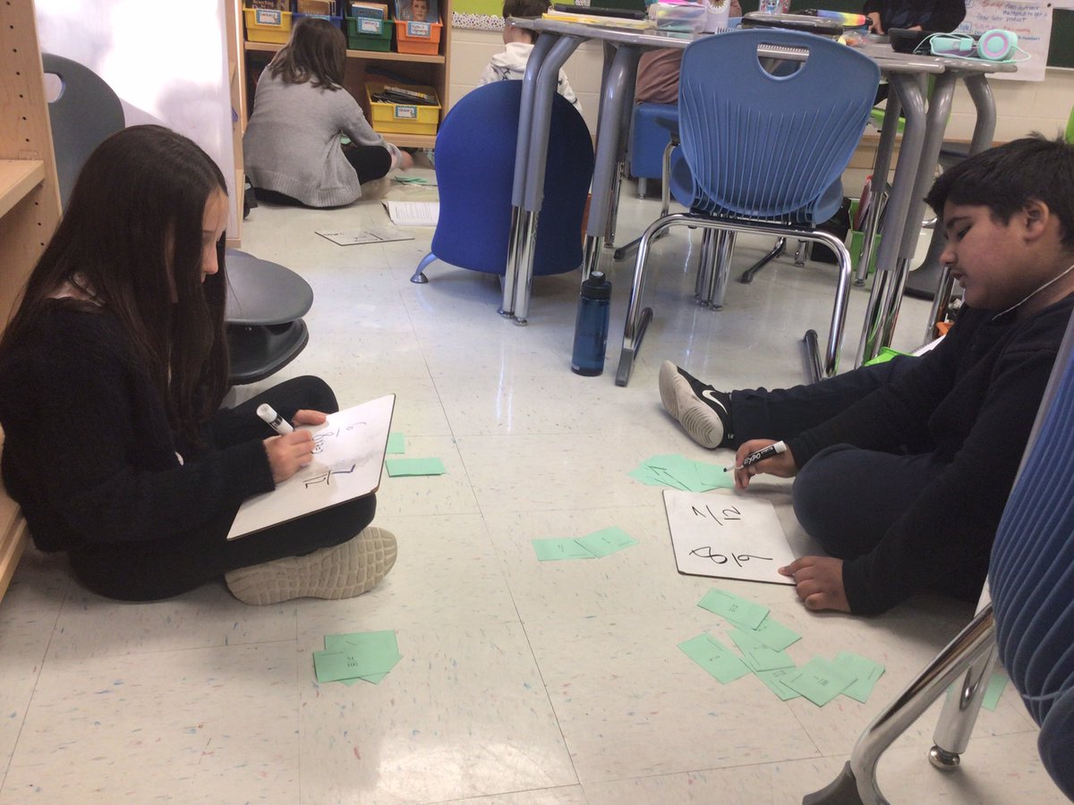 lyonslearning5's tweet photo. Comparing fractions by playing cards! https://t.co/ogFWoKuh59