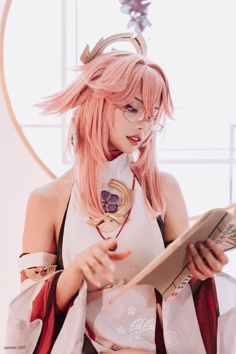 charechii's tweet photo. First batch of photos from our Yae Miko Photoshoot.
The photos are amazing 🥹

📸: @eyestrained 
💇‍♀️: @peruxia 
Co- 📸: @fernandezekiel2 
📍: RaiChi Studio
Thanks to @whoiswh.o too! https://t.co/wI50dDV3tx