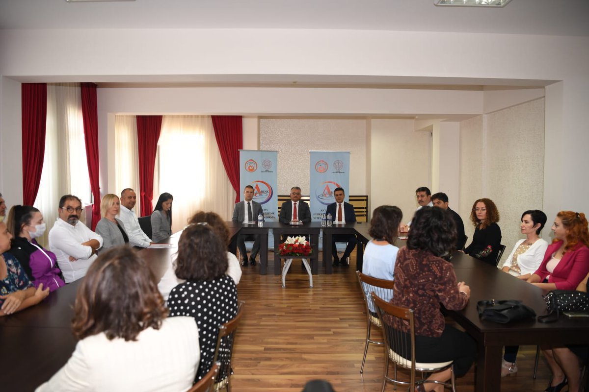 AHENK (@antalyaahenk) on Twitter photo #AHENK Projesi kapsamında Valimiz Sayın <a href="/ersinyazici1/">Ersin YAZICI</a> ziyaret ettiği 50. Okul olan Tez Tur Mesleki ve Teknik Anadolu Lisesinde öğrenci ve öğretmenlerle bir araya geldi.
@antalyavalilik
<a href="/antalyamem07/">Antalya İl Millî Eğitim Müdürlüğü</a> #AHENK Projesi kapsamında Valimiz Sayın <a href="/ersinyazici1/">Ersin YAZICI</a> ziyaret ettiği 50. Okul olan Tez Tur Mesleki ve Teknik Anadolu Lisesinde öğrenci ve öğretmenlerle bir araya geldi.
@antalyavalilik
<a href="/antalyamem07/">Antalya İl Millî Eğitim Müdürlüğü</a>