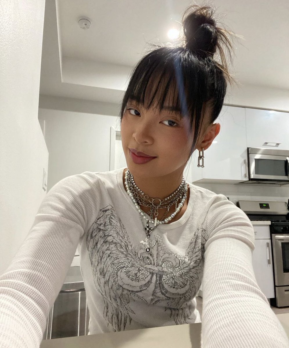 rubymaethinker's tweet image. rubymae with bangs &amp;lt;3