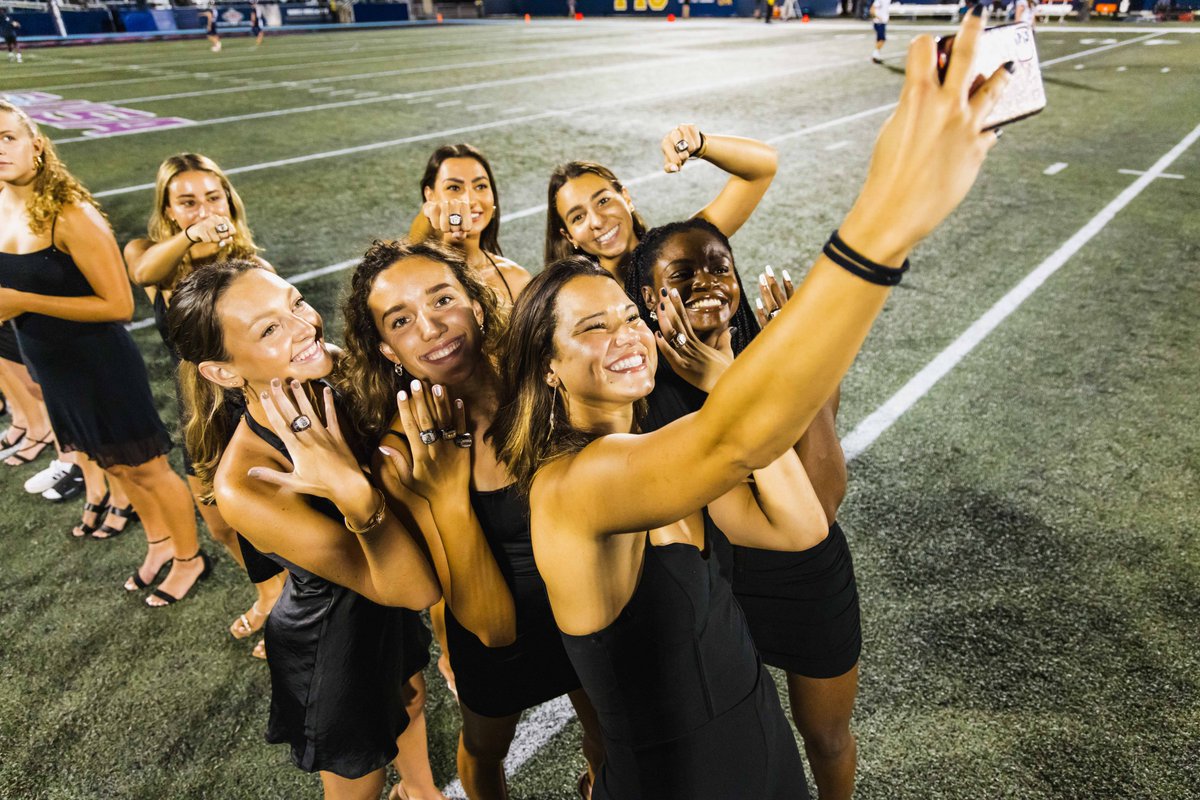 💍Oh what a night! 💍

It was great to celebrate our 8th-striaght C-USA Championship last week!

Now we keeping working for No. 1⃣ in the American Athletic Conference!

#PawsUp🐾| #Quest4One